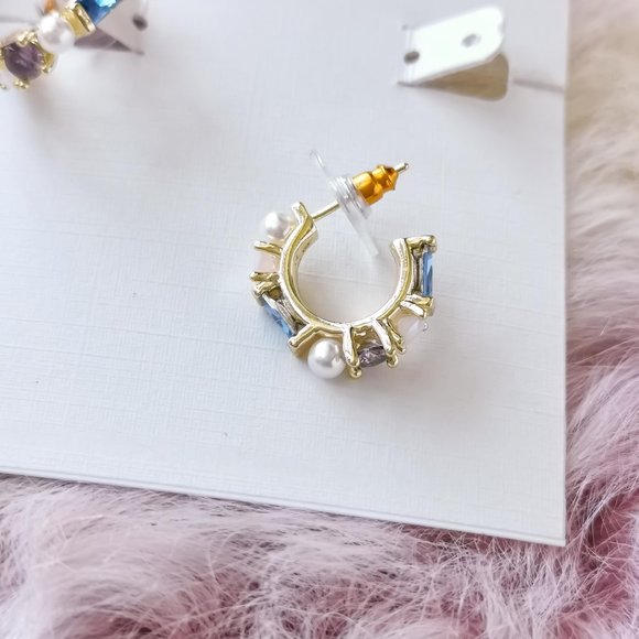 Kendra Scott Gold Madelyn Multi Mix Huggie Earrings - Picture 3 of 3